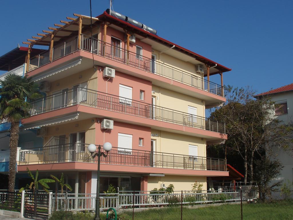 Four Seasons 2 Apartment Paralia Katerinis Exterior photo