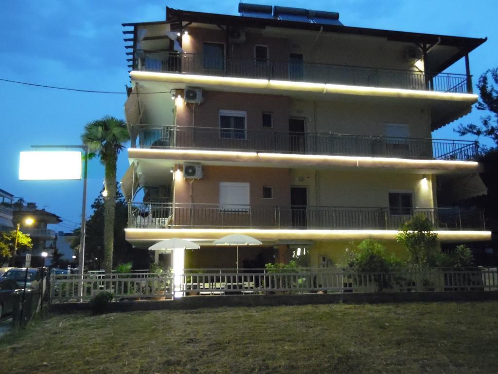 Four Seasons 2 Apartment Paralia Katerinis Exterior photo